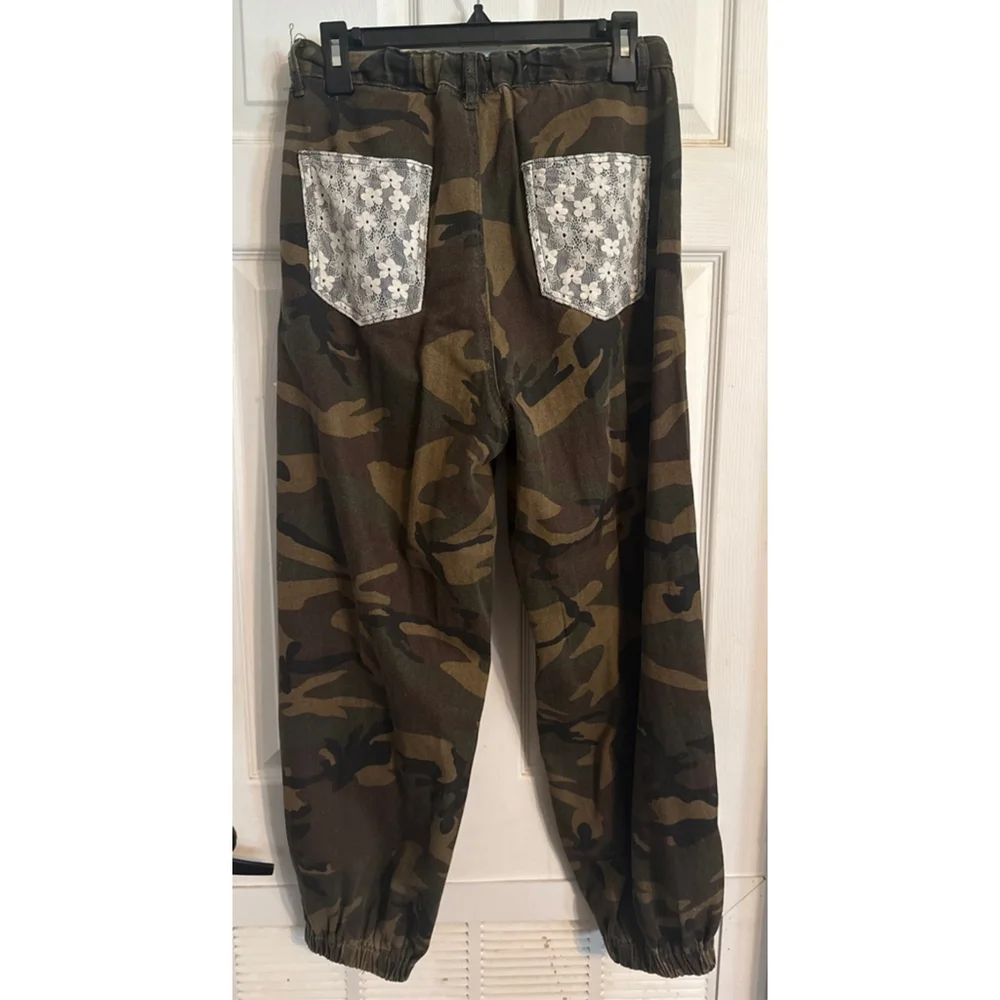 Women's POL Camo Patchwork Joggers S Green White - Picture 2 of 3